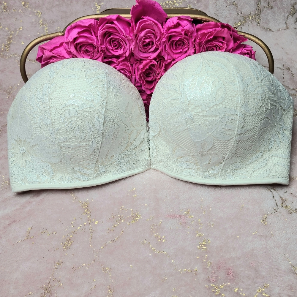 Victoria's Secret Bombshell strapless 32D